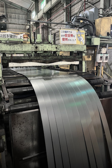 鋼板スリット加工の機材